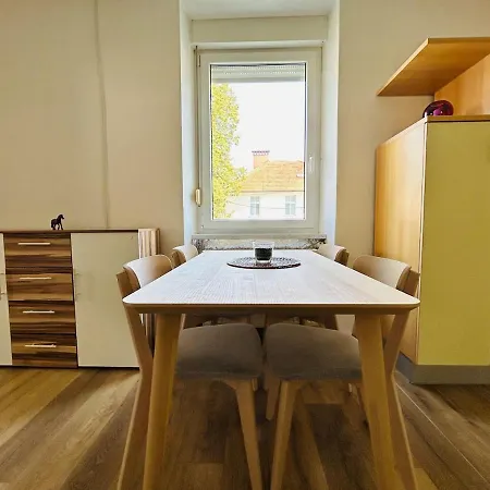 Apartment Spacious & Calm In *