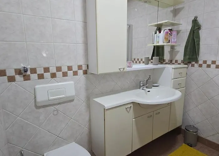 Апартаменты Spacious & Calm In *