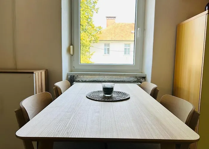 Spacious & Calm In Апартаменты