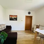 Spacious & Calm In リュブリャナ