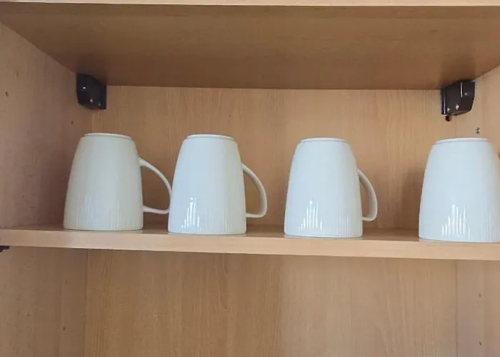 דירה Spacious & Calm In