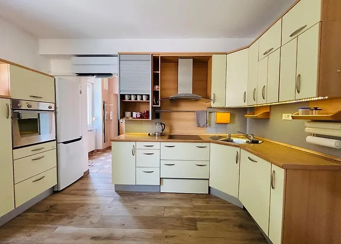 דירה Spacious & Calm In לובליאנה